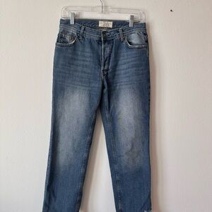 We The Free Jeans in size 26, frayed Hem Stretch Denim Jeans